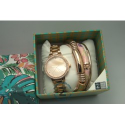 Set de Reloj y 3 Pulseras...